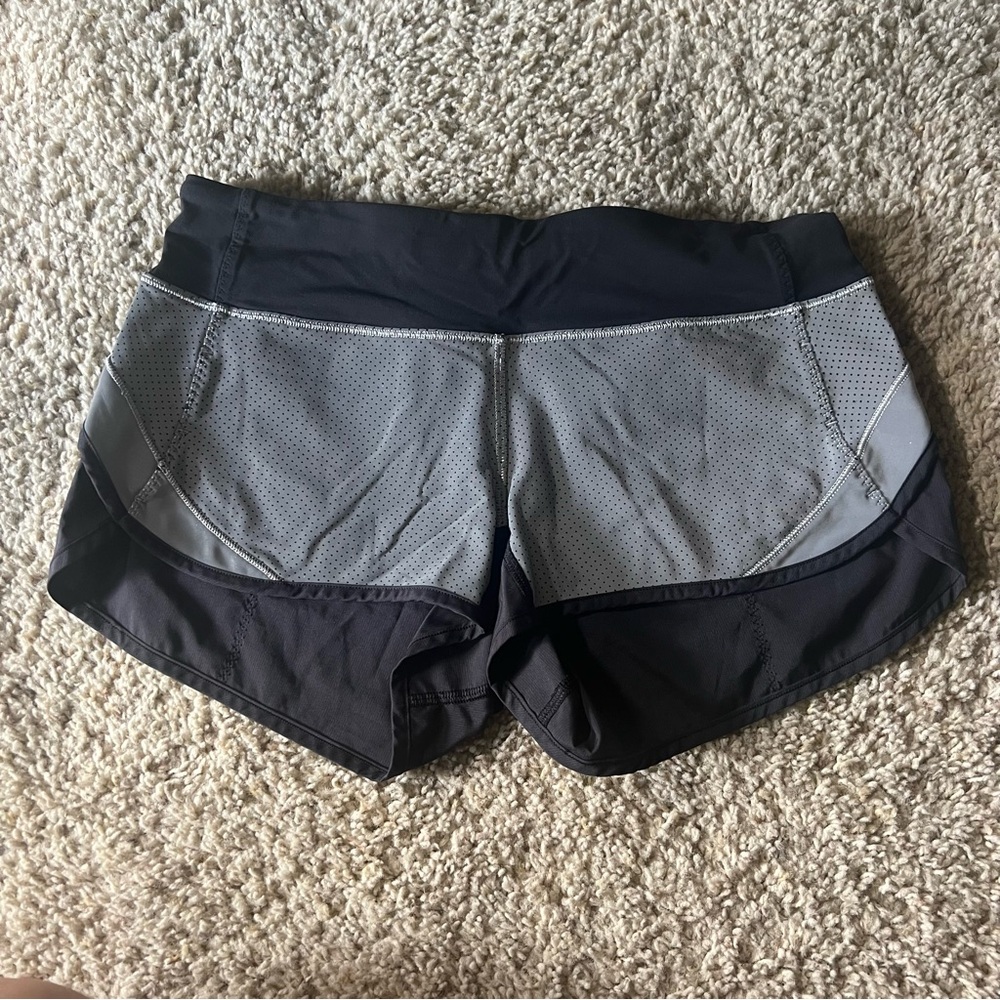 lululemon speed up shorts 2.5" inseam unlined